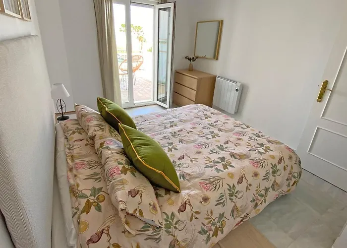 Santa Barbara A Front With Sea View And Garage In Conil Conil De La Frontera