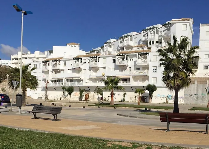 Santa Barbara A Front With Sea View And Garage In Conil *